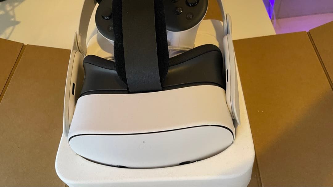 【美品】Quest3s 128GB ヘッドストラップ付き