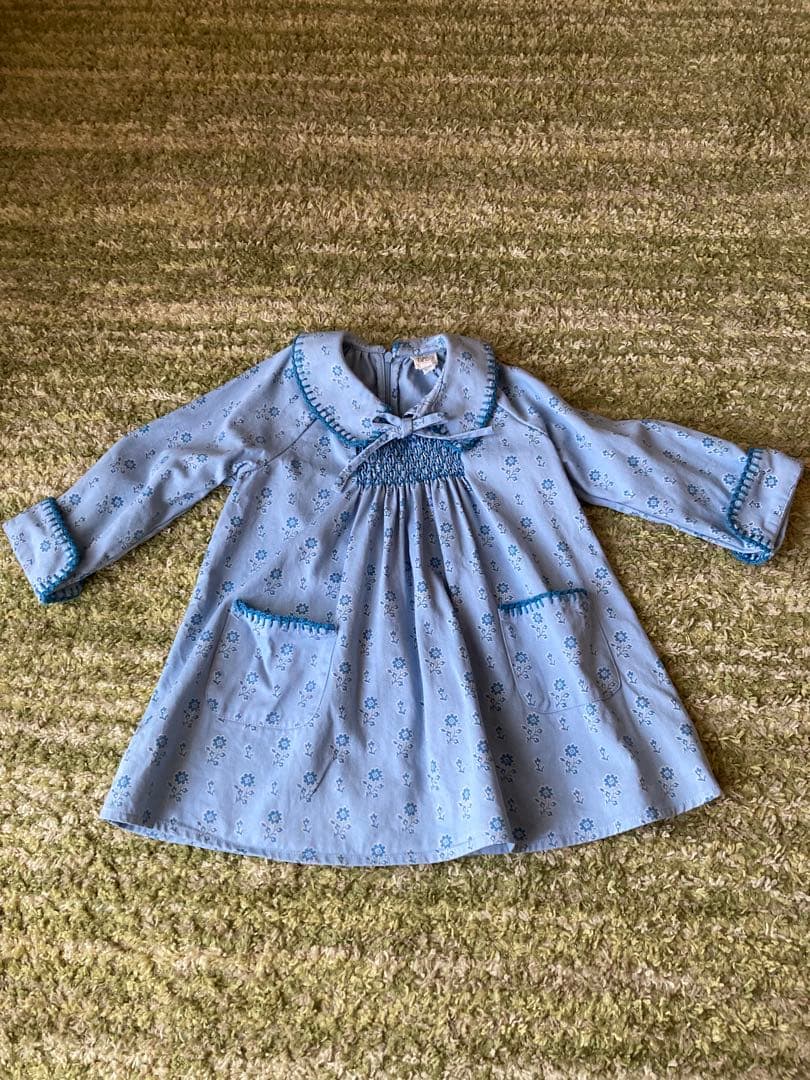 アポリナ　nola dress ３-５Ｙ