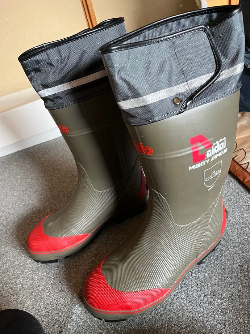 林業用　マイティアーマー　チャコールグレー27.0㎝