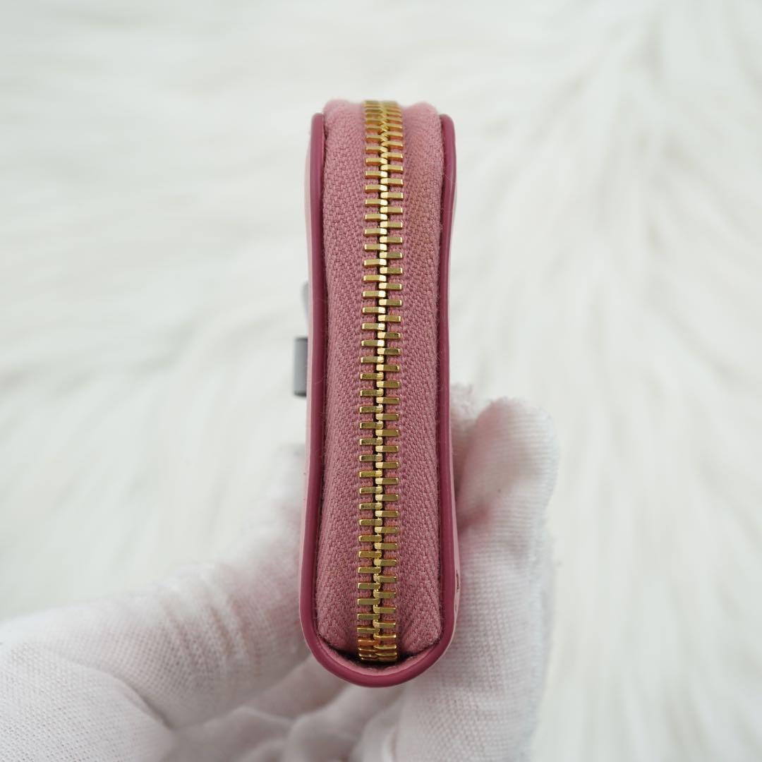 新品未使用品　箱付き MIU MIU ミュウミュウ　キーケース　ケース