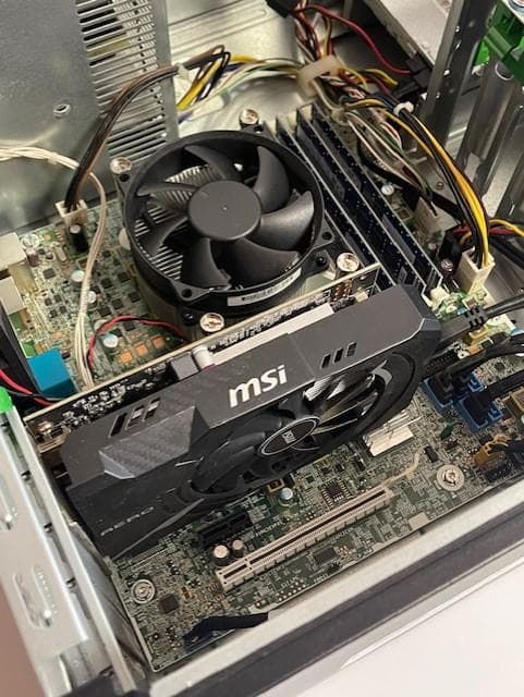 HP Core-i7/メモリ16GB/SSD240GB/RX560 4GBグラボ