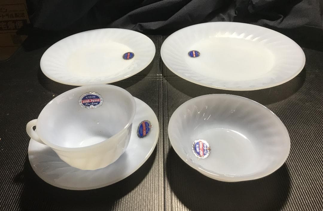 （新品セット）FK スワールアズライト カップ＆ソーサ デイナー皿サラダ皿ボウル