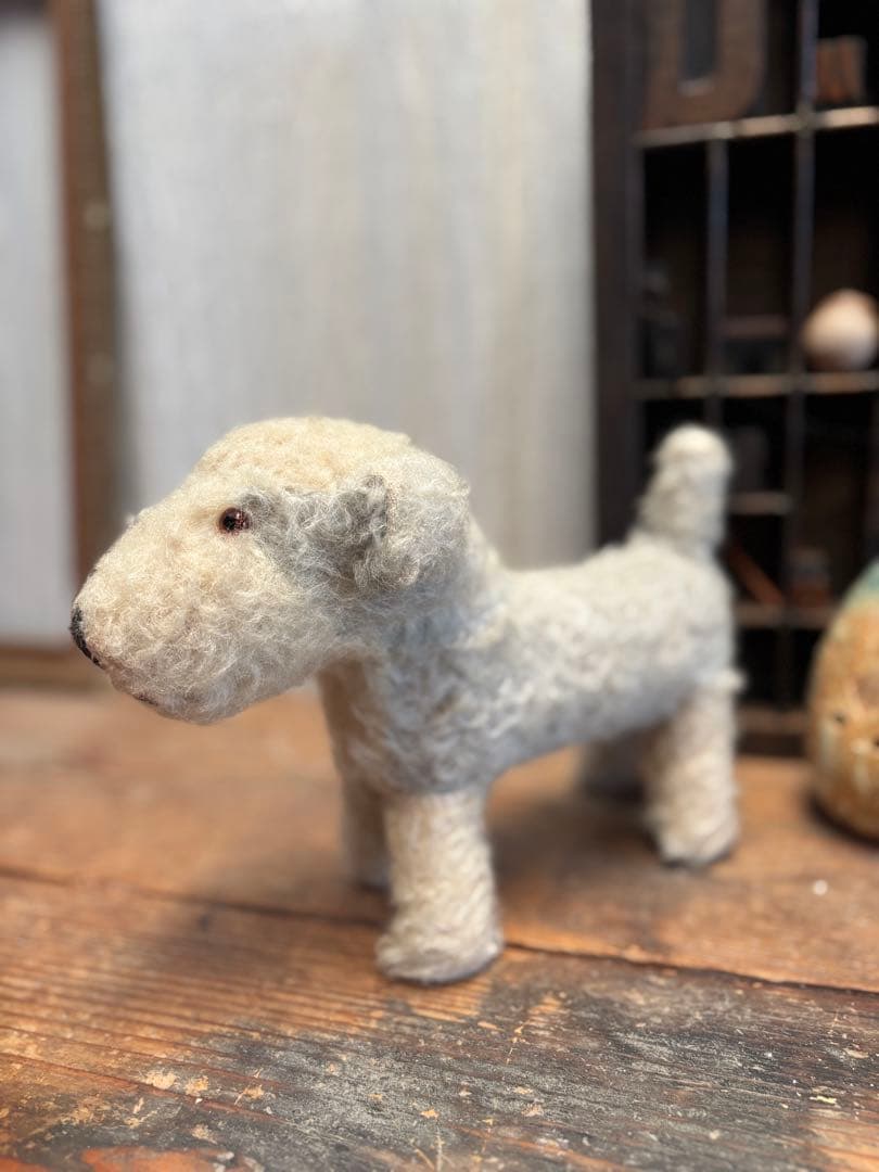 時を超えて愛される　テリア犬　ぬいぐるみ　フランス　ビンテージ