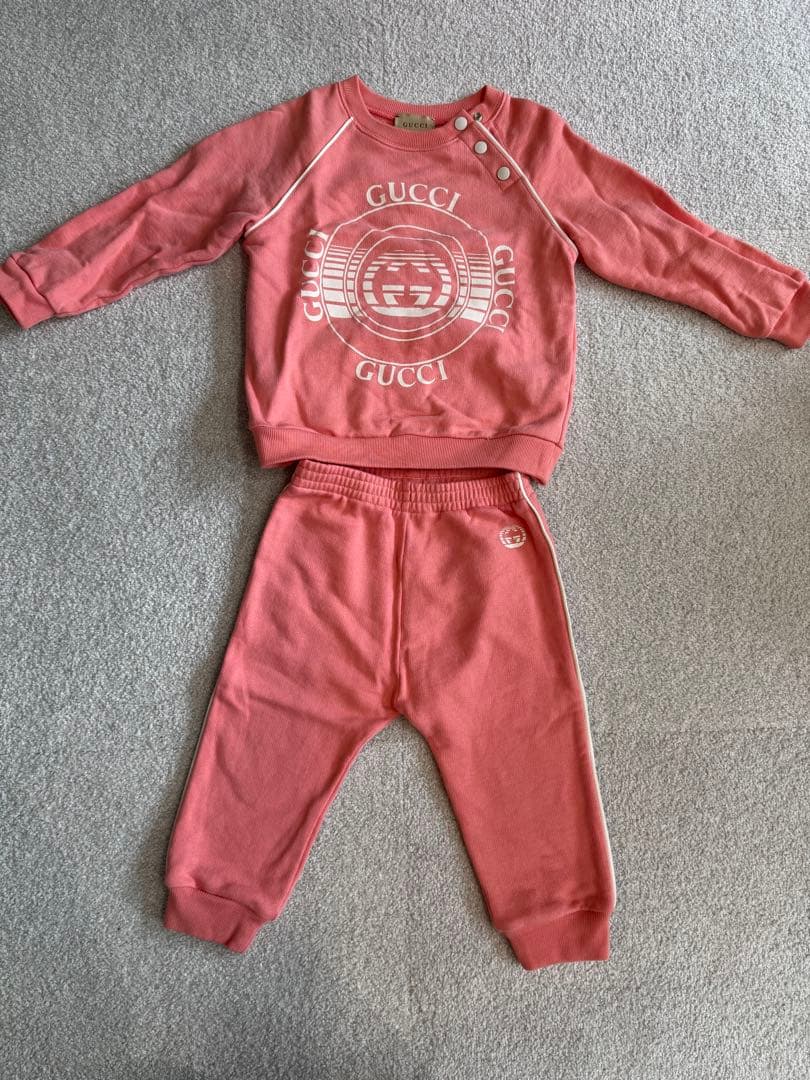 GUCCI ピンク スウェットセット
