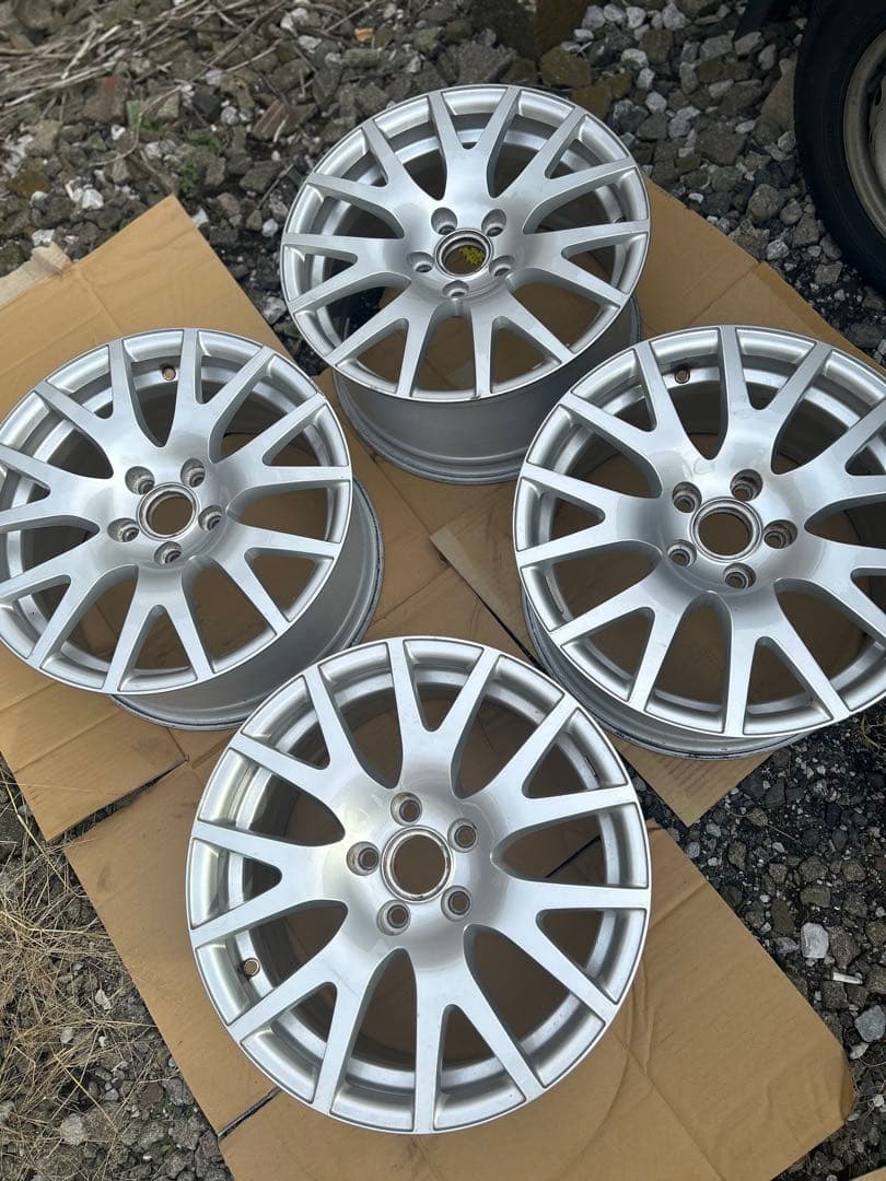 AUDI TT 純正17インチアルミホイール