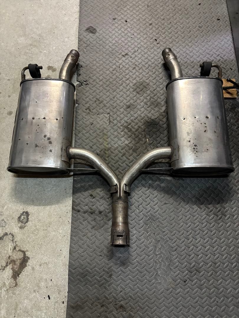 20セルシオ中間マフラー