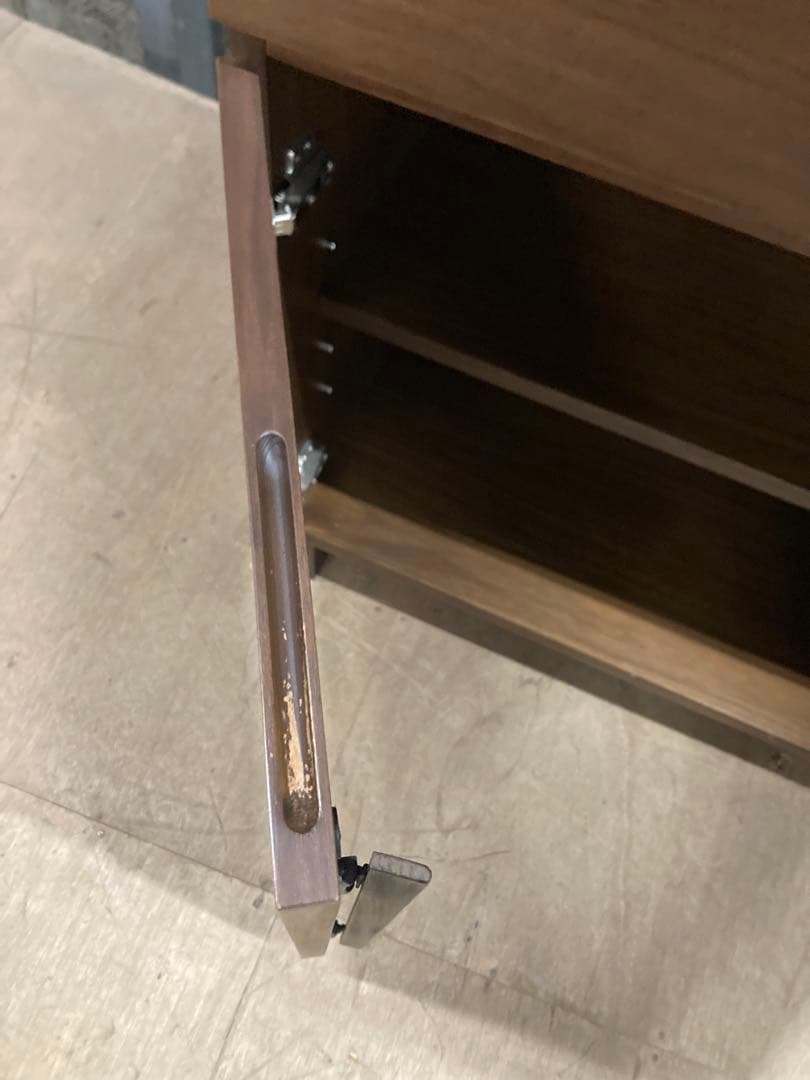 【廃盤品】MUJI 無印良品　ウォールナット 脚付キャビネット