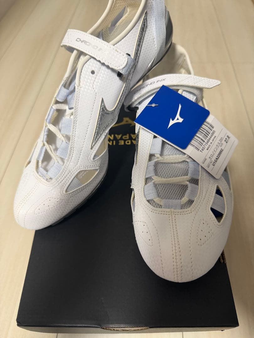 日本製　ミズノ クロノインクス 25th　オールウェザートラック専用 27cm