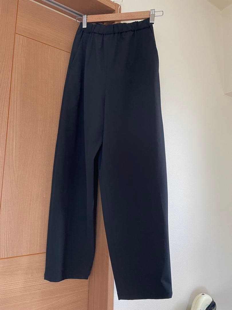 ナゴンスタンス　カジュアルパンツ　長ズボン　S レディース　ブラック