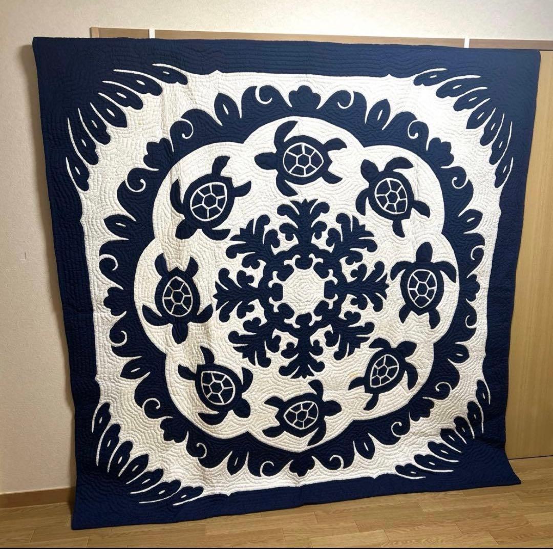 値下げ中！【一点物！】高級　手縫いハワイアンキルト 198×198 ホヌ柄 紺色