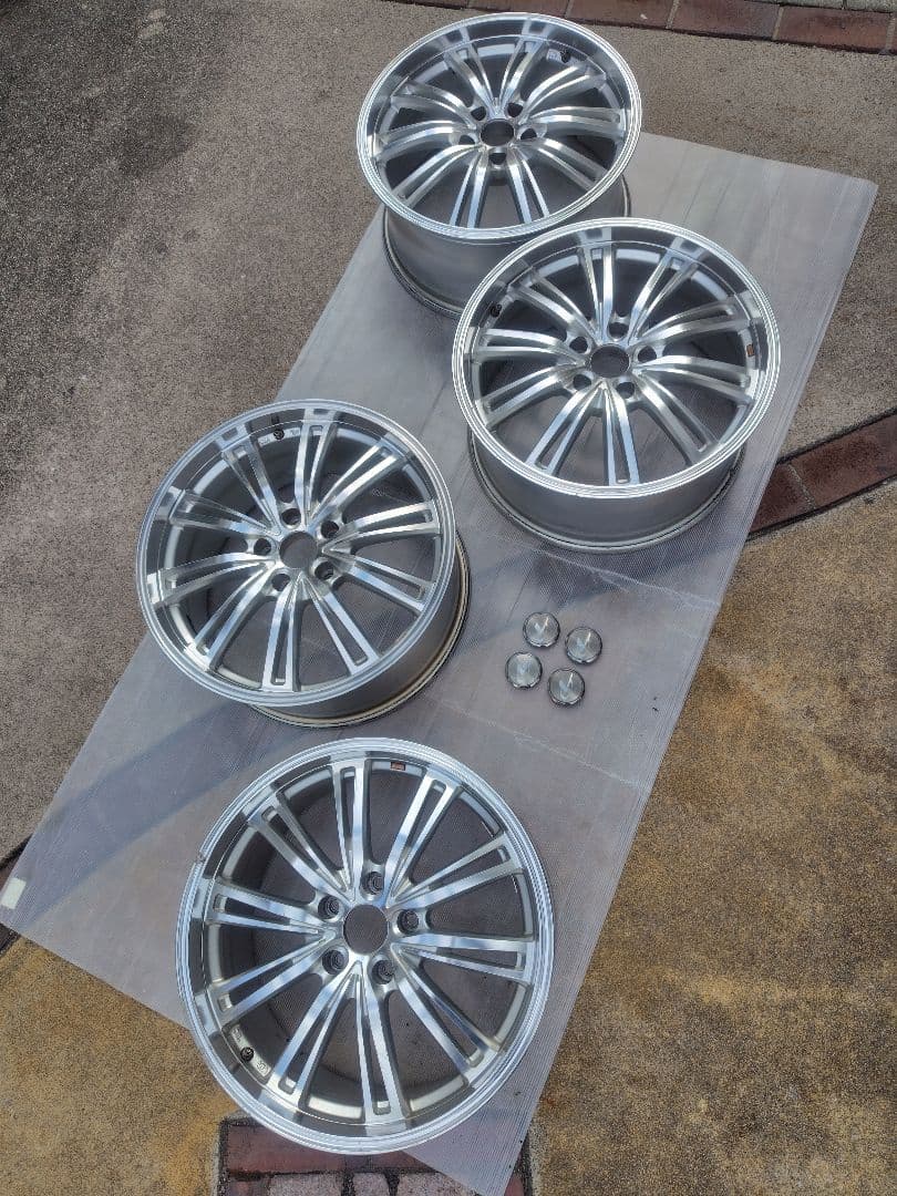 18インチ　ホイール　レオニス　ウェッズ　Weds　4本のうち２本　1／2